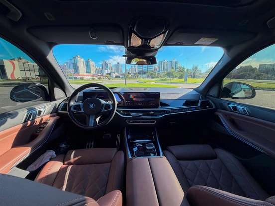 BMW-X5-2023