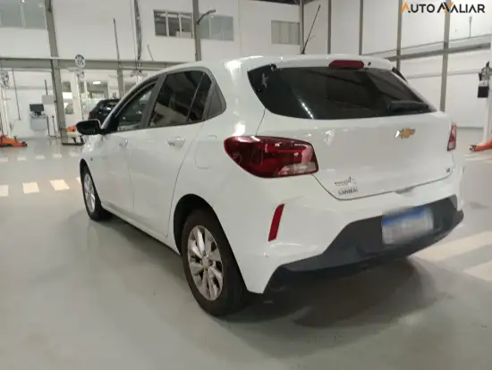 CHEVROLET-ONIX-2022