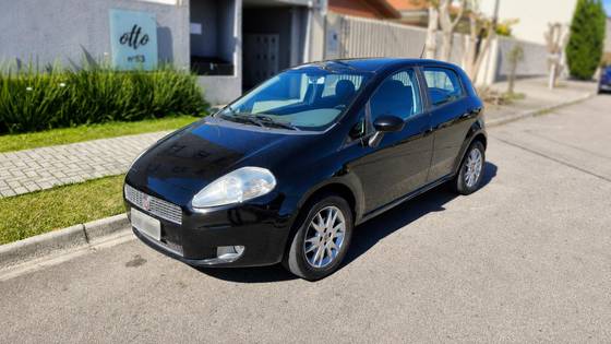 FIAT PUNTO 1.6 ESSENCE 16V FLEX 4P MANUAL