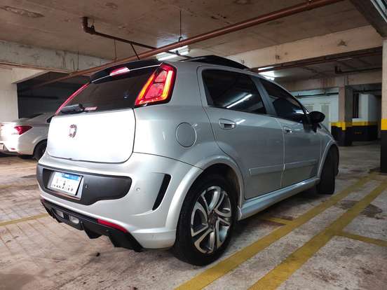 FIAT-PUNTO-1.8 BLACKMOTION 16V FLEX 4P MANUAL FIAT-PUNTO-2016