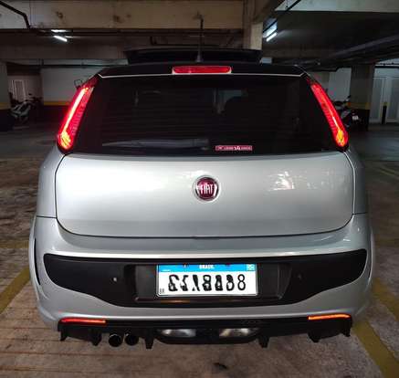 FIAT-PUNTO-2016