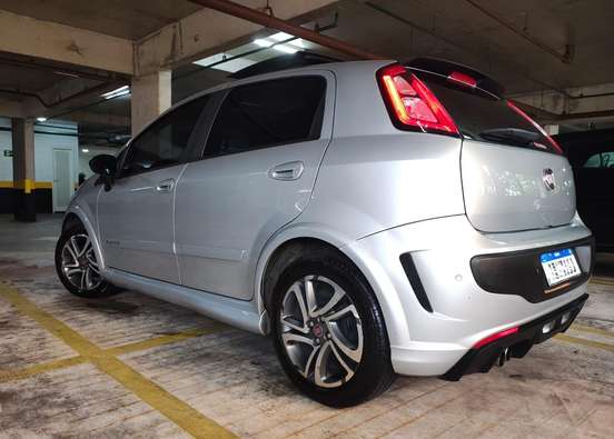 FIAT-PUNTO-2016