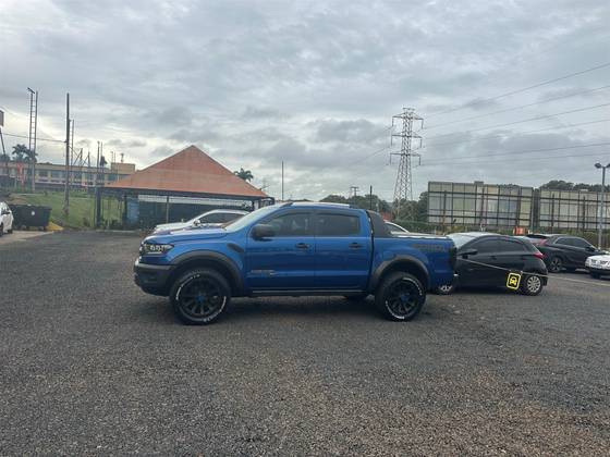 FORD RANGER 3.2 LIMITED 4X4 CD 20V DIESEL 4P AUTOMÁTICO