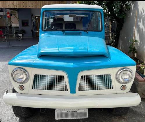 FORD RURAL 2.8 4X4 6 CILINDROS 12V GASOLINA 2P MANUAL