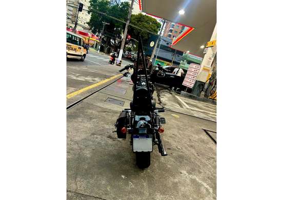 HARLEY-DAVIDSON-DYNA STREET BOB-2015