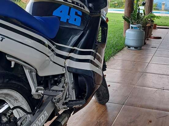 HONDA-CBR 450 SR HONDA-CBR 450 SR-1990