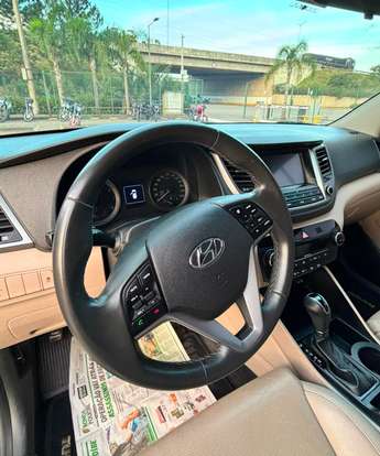 HYUNDAI-TUCSON-2021
