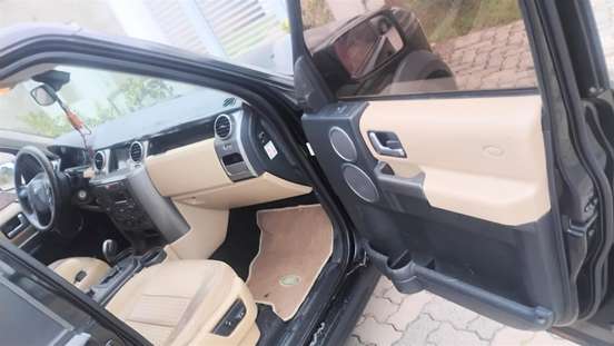 LAND ROVER-DISCOVERY-2005