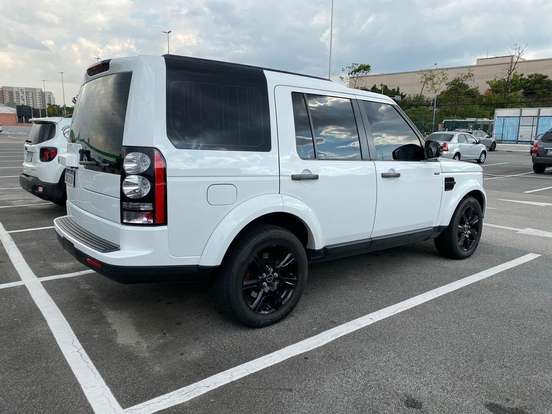 LAND ROVER-DISCOVERY 4-2014