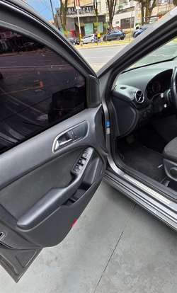 MERCEDES-BENZ-B 200-2013