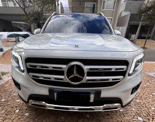 MERCEDES-BENZ-GLB 200-2021