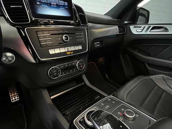 MERCEDES-BENZ-GLE 63 AMG-5.5 V8 TURBO GASOLINA COUPÉ 4MATIC 7G-TRONIC MERCEDES-BENZ-GLE 63 AMG-2018