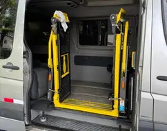 MERCEDES-BENZ SPRINTER 2.2 415 CDI VAN 16 LUGARES TETO BAIXO 16V BI-TURBO DIESEL MANUAL MERCEDES-BENZ SPRINTER 2.2 415 CDI VAN 16 LUGARES TETO BAIXO 16V BI-TURBO DIESEL MANUAL