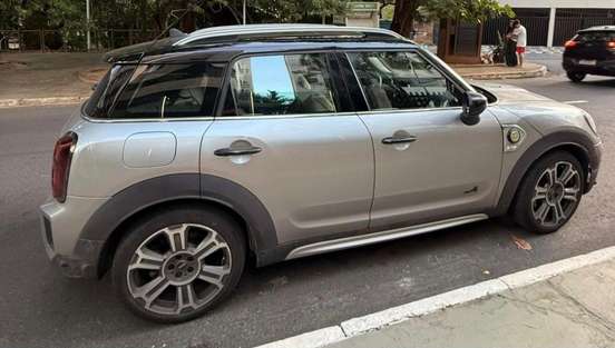 MINI-COUNTRYMAN-2023
