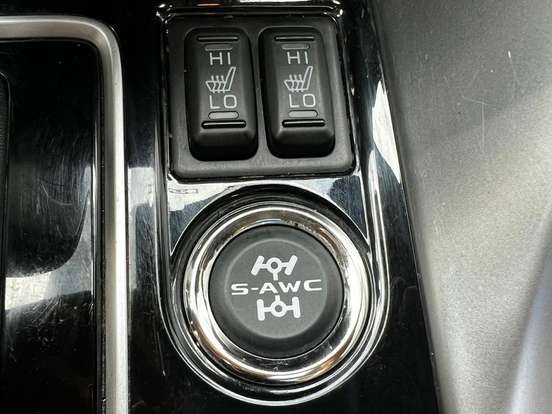 MITSUBISHI-ECLIPSE CROSS-1.5 MIVEC TURBO GASOLINA HPE-S S-AWC CVT MITSUBISHI-ECLIPSE CROSS-2022