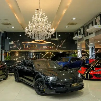 PORSCHE TAYCAN 4 CROSS TURISMO ELÉTRICO PORSCHE TAYCAN 4 CROSS TURISMO ELÉTRICO