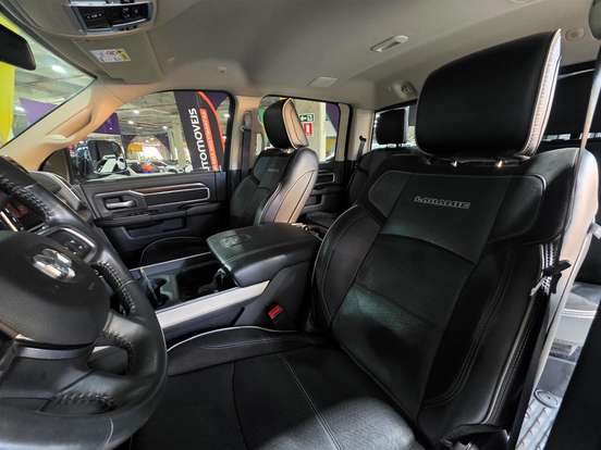 RAM-3500-6.7 I6 TURBO DIESEL LARAMIE CD 4X4 AUTOMÁTICO RAM-3500-2022