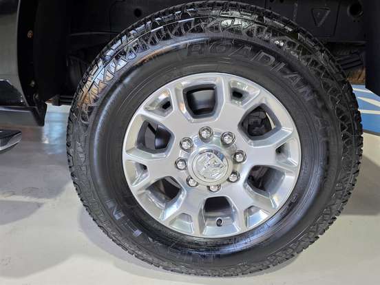 RAM-3500-6.7 I6 TURBO DIESEL LARAMIE CD 4X4 AUTOMÁTICO RAM-3500-2022