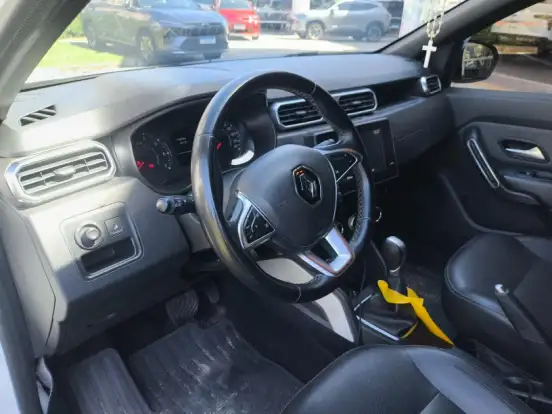 RENAULT-DUSTER-2021