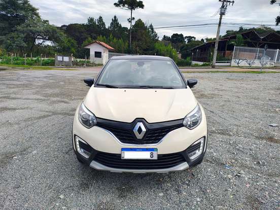 RENAULT-CAPTUR-2019