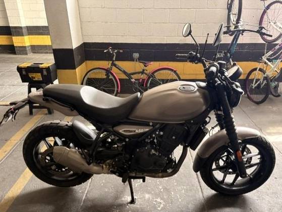 ROYAL ENFIELD GUERRILLA 450 
