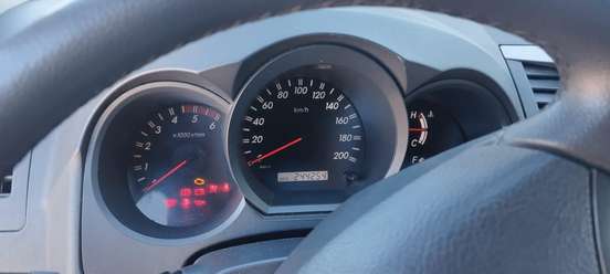 TOYOTA-HILUX-2009