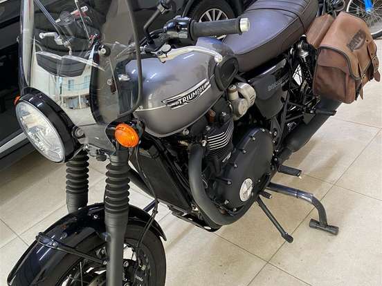 TRIUMPH-BONNEVILLE T120 BLACK 1200 TRIUMPH-BONNEVILLE T120 BLACK 1200-2023