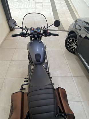 TRIUMPH-BONNEVILLE T120 BLACK 1200-2023