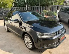 VOLKSWAGEN JETTA 2.0 TSI HIGHLINE 200CV GASOLINA 4P TIPTRONIC VOLKSWAGEN JETTA 2.0 TSI HIGHLINE 200CV GASOLINA 4P TIPTRONIC
