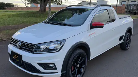 VOLKSWAGEN-SAVEIRO-2017