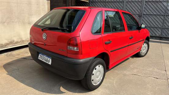 VOLKSWAGEN-GOL-2005