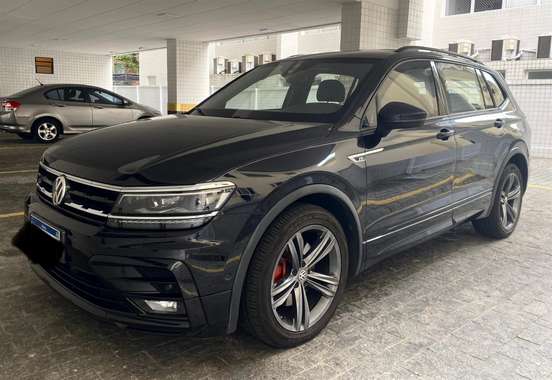 VOLKSWAGEN-TIGUAN-2021
