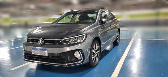 VOLKSWAGEN VIRTUS 1.0 200 TSI HIGHLINE AUTOMÁTICO