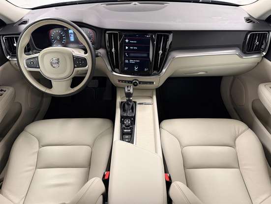 VOLVO-V60-2.0 T5 GASOLINA MOMENTUM GEARTRONIC VOLVO-V60-2019