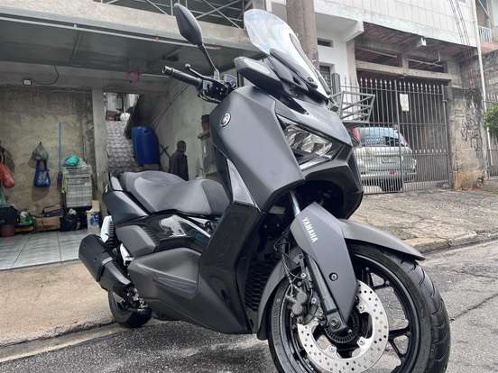 YAMAHA-XMAX 250 CONNECTED ABS-2025