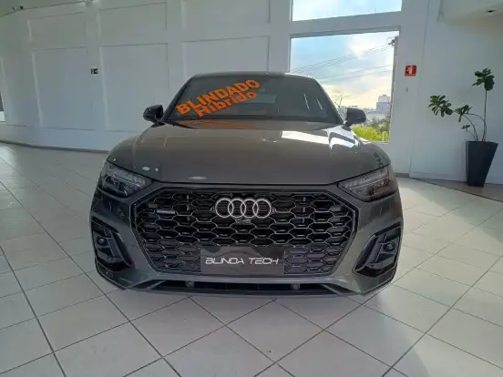 AUDI-Q5-2023