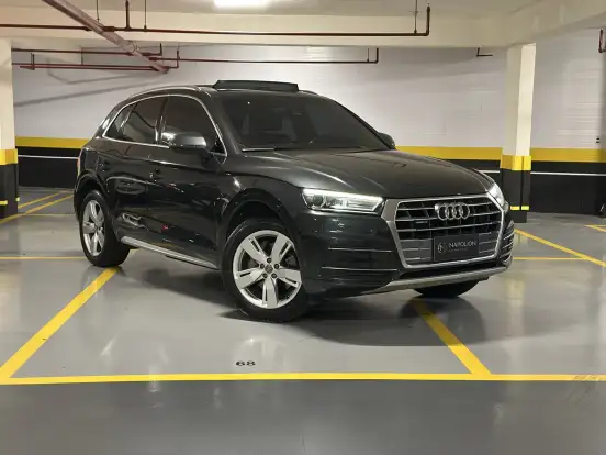 AUDI-Q5-2019