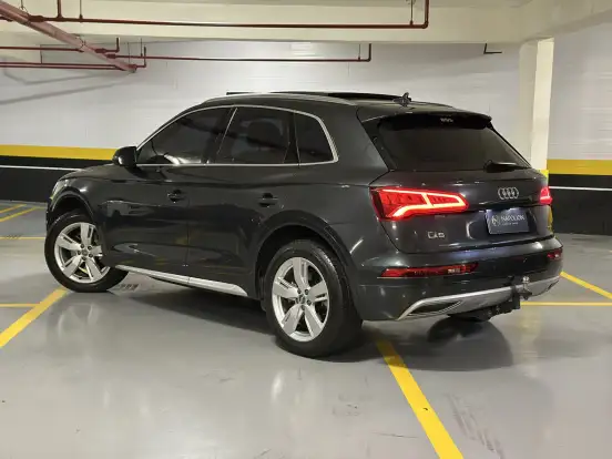 AUDI-Q5-2019