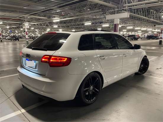 AUDI-A3-2011