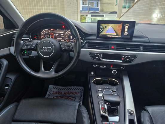 AUDI-A4-2019
