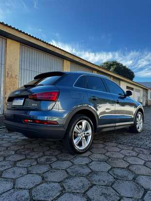 AUDI-Q3-2017