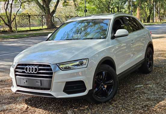 AUDI-Q3-2015
