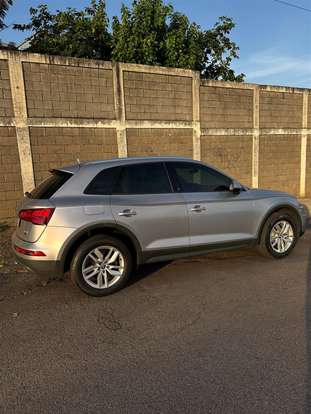AUDI-Q5-2017