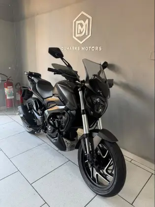 BAJAJ DOMINAR 400 BAJAJ DOMINAR 400