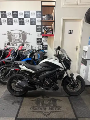 BAJAJ DOMINAR 400 