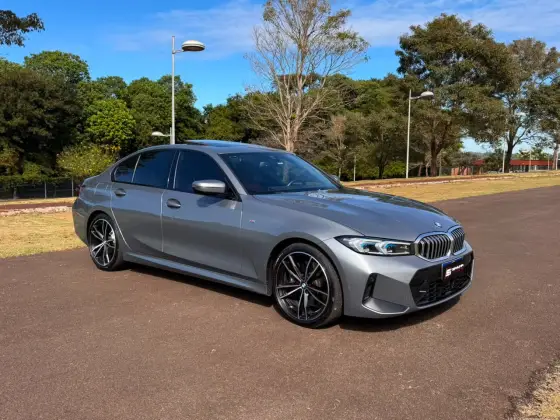 BMW 320i 2.0 16V TURBO FLEX M SPORT AUTOMÁTICO BMW 320i 2.0 16V TURBO FLEX M SPORT AUTOMÁTICO