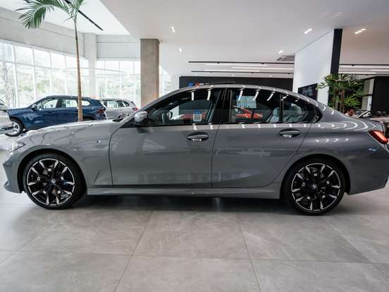 BMW-320i-2.0 16V TURBO FLEX M SPORT AUTOMÁTICO BMW-320i-2026
