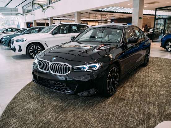 BMW-320i-2.0 16V TURBO FLEX M SPORT AUTOMÁTICO BMW-320i-2025