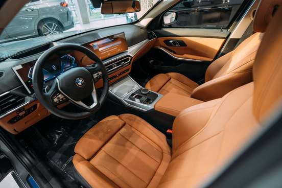 BMW-320i-2025