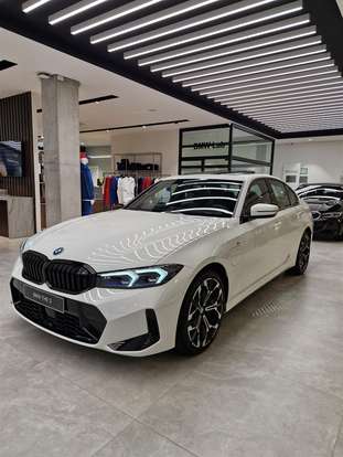 BMW-330e-2025